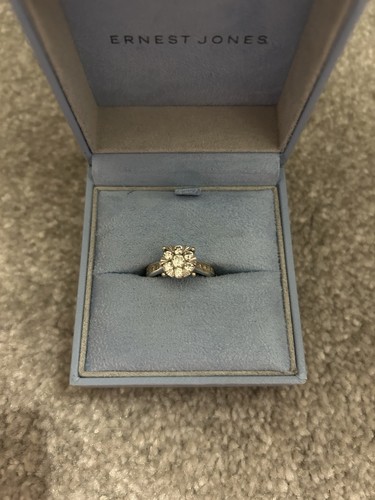 Carat white gold with - 9,