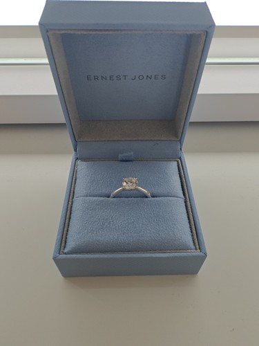New ernest jones 1ct - new,