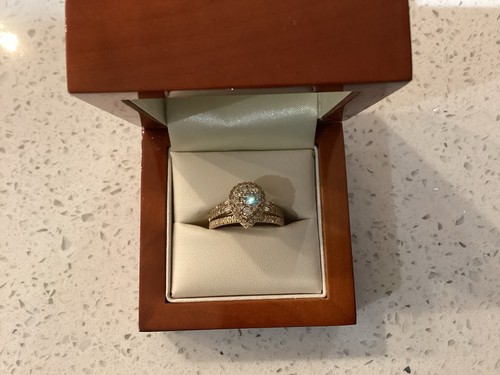 18ct yellow gold - 18ct, diamond