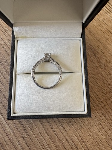 Platinum diamond solitaire - diamond,