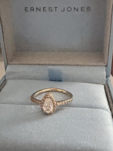 Ernest jones gold ring - jones,