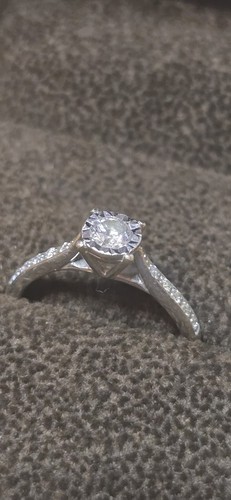 9ct white gold - 9ct,