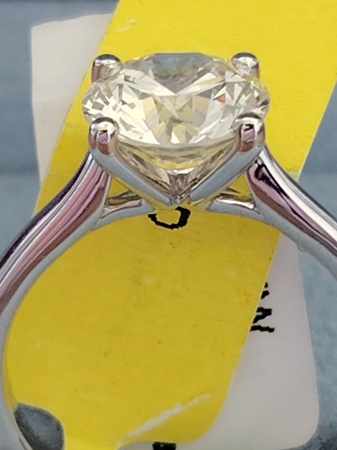 Ernest jones 9ct gold 2ct - 9ct,