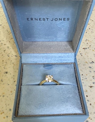 Ernest jones 9ct yellow gold - jones,